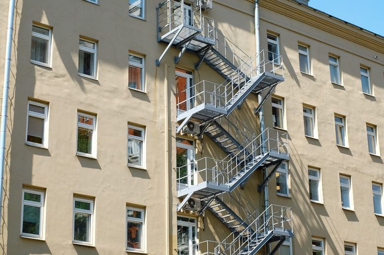 Ключевые параметры проверки: от внешнего вида до реакции на дым