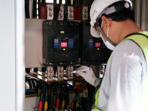 Почему штатная электрика в «Доме на Донской» не подходит для премиального ремонта